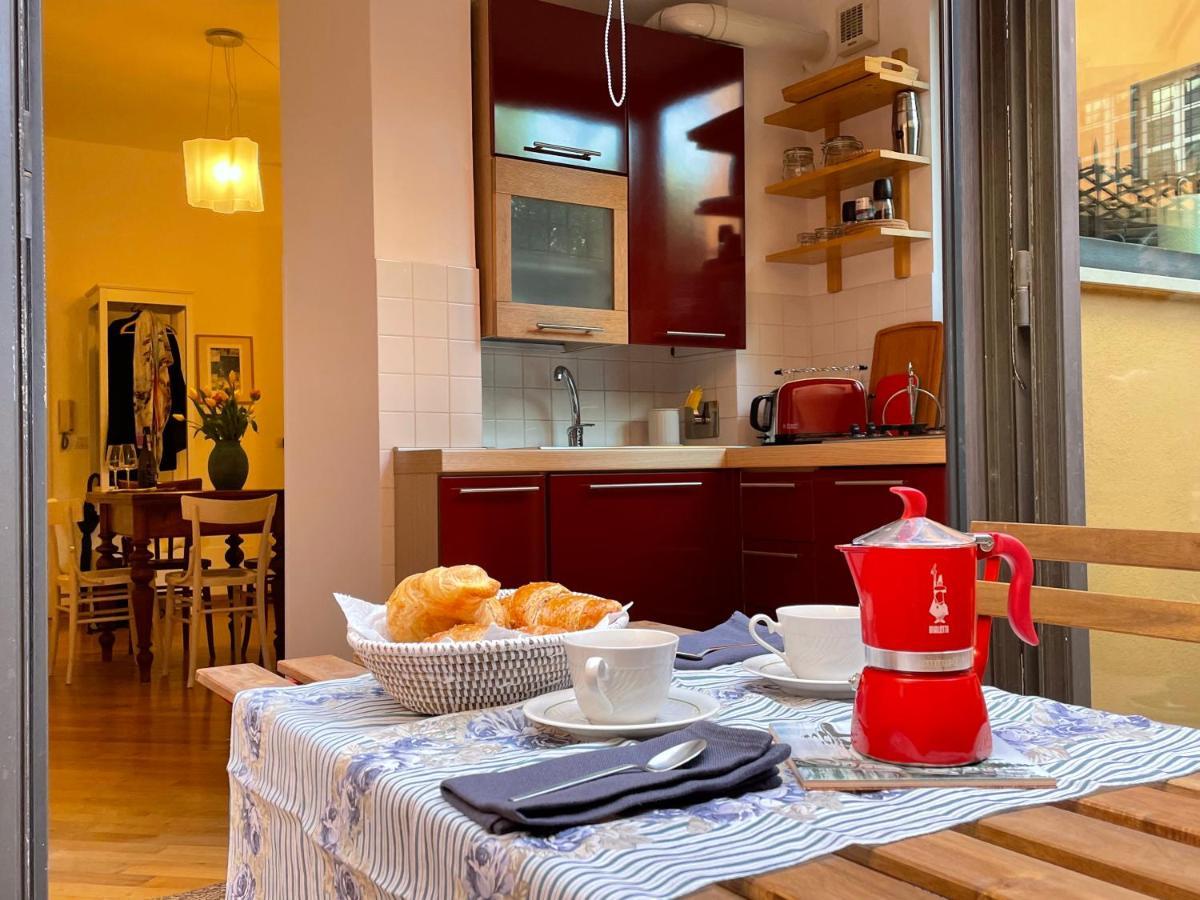 Colosseum Apartment With Big Terrace Рим Екстер'єр фото